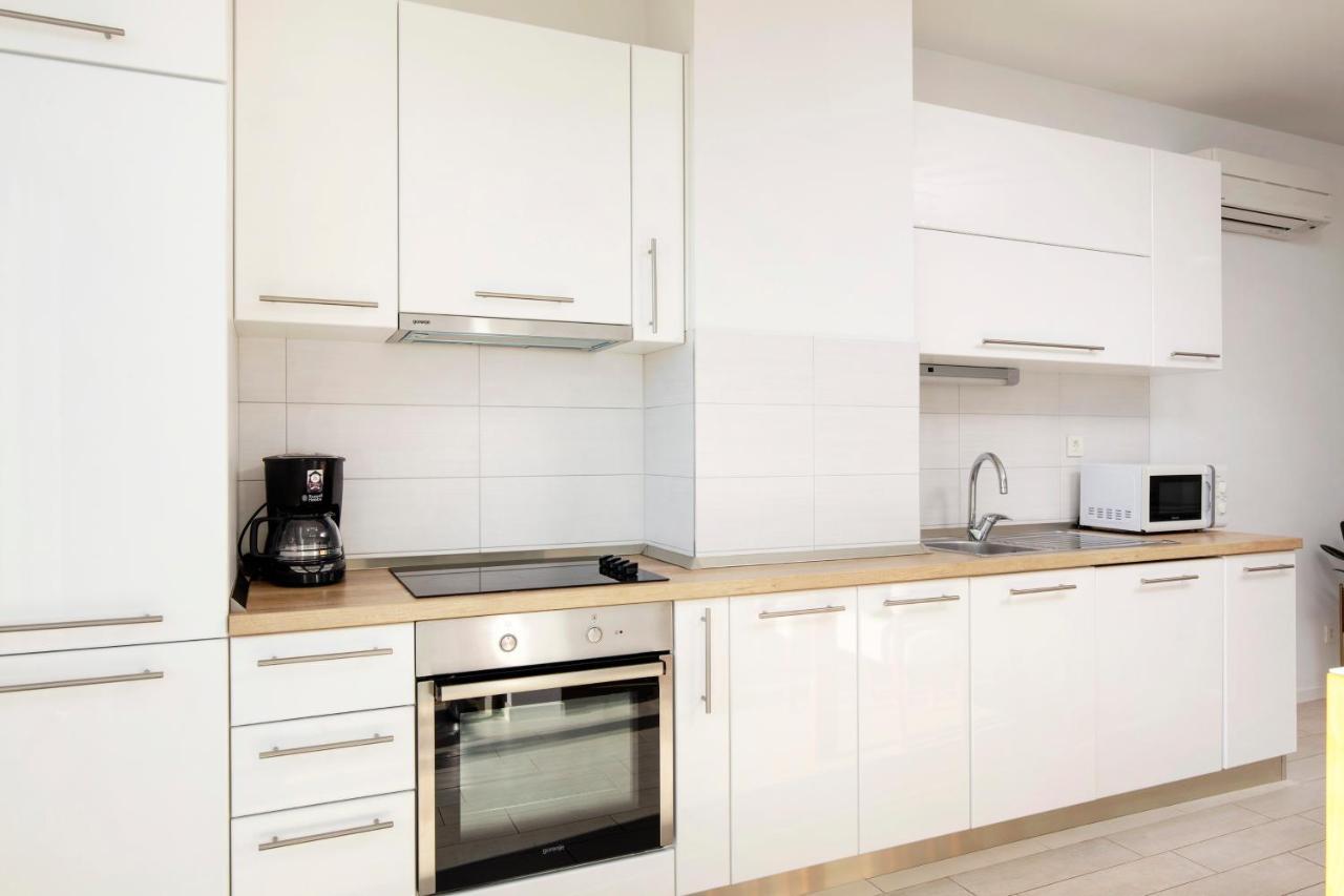 Apartments Tanita โปดสตรานา ภายนอก รูปภาพ